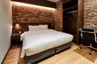 Partyz Hotel Các khách sạn ở Suwon