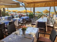 The Residence by the Beach House Marbella - Barer