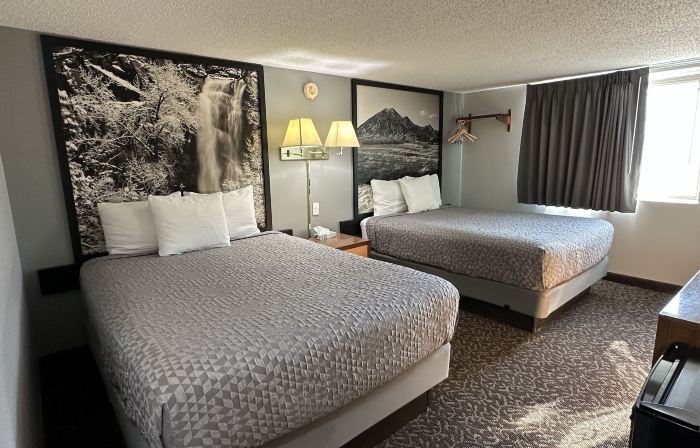 Super 8 by Wyndham Yankton