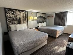 Super 8 by Wyndham Yankton