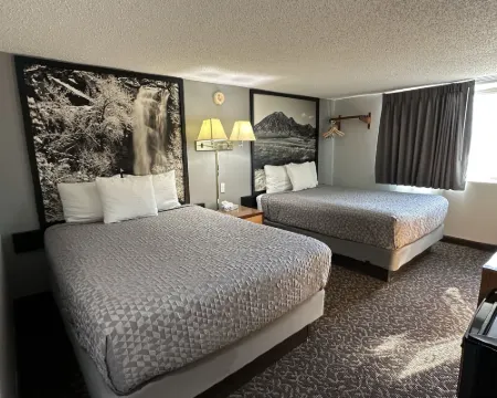 Super 8 by Wyndham Yankton Hotels in Yankton