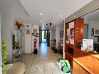 Hôtel du Fort Hotels in Epone