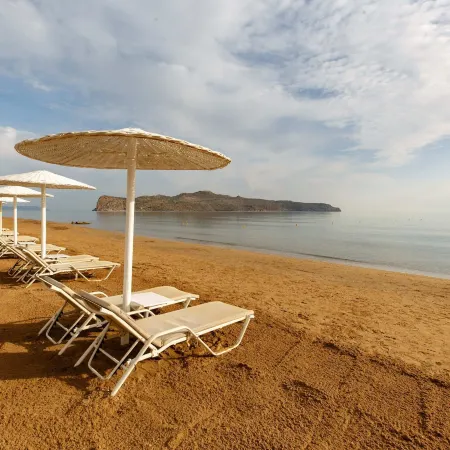Giannoulis – Santa Marina Beach Hotel