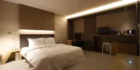 Valentine Hotel - Standard Room (A / Check-in 12pm / 16:00 Sabato)