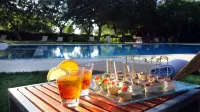Tenuta Monacelle - Pools
