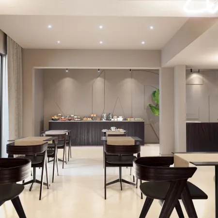 Mariette Rhodes Urban Suites