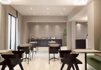 Mariette Rhodes Urban Suites - palestra