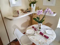 Turenum Apartment B&B Hotels in Trani