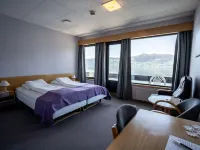 Innvik Fjordhotell Hotels in Stryn