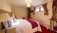 Aisleigh Guest House - breakfast