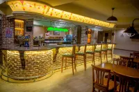 Bristol Central Park Hotel - bar
