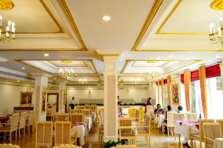 The Windsor Castle Отели в г. Коттаям