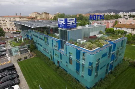 San Ranieri Hotel Hotels near La Vecchia Cascina