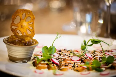 Fox and Grapes Отели рядом с достопримечательностью «Баддхападипа Темпл»