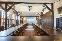 Resort Ambient Hotels in Ghimbav