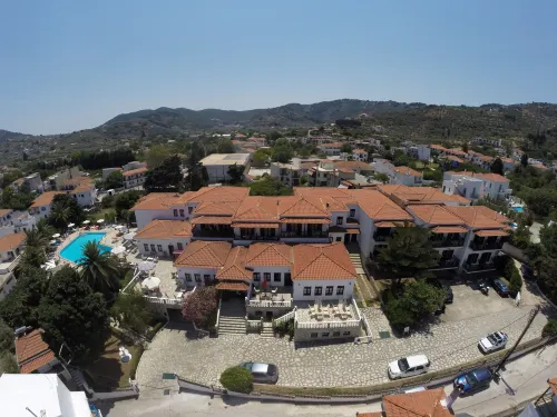 Dionyssos Hotels in Скопелос