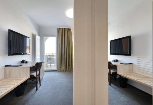 자다르 호텔 전경