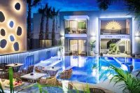 Luuks Luxury Accommodation Hotels in Chaniotis