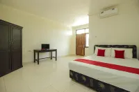 RedDoorz @ Malalayang Manado