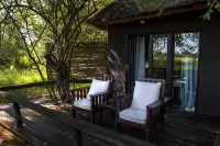 Ezulwini Game Lodges Hotels near Rosie's Pan