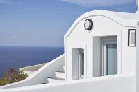 Charisma Suites - Villas