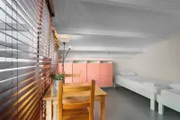 ザ・リッツ・ホステル