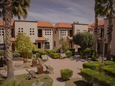 Suites Cervantes