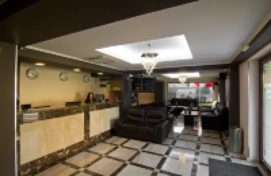 ウエスト プラザ ホテル