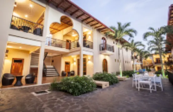 Plaza Marbella Granada