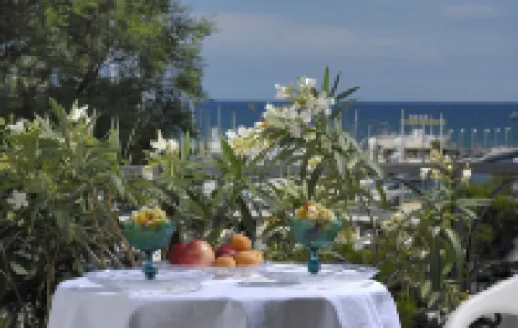 アル カバリーノ ビアンコ