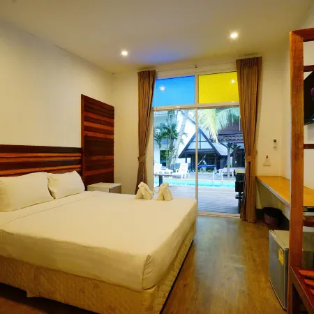Apple Beachfront Resort