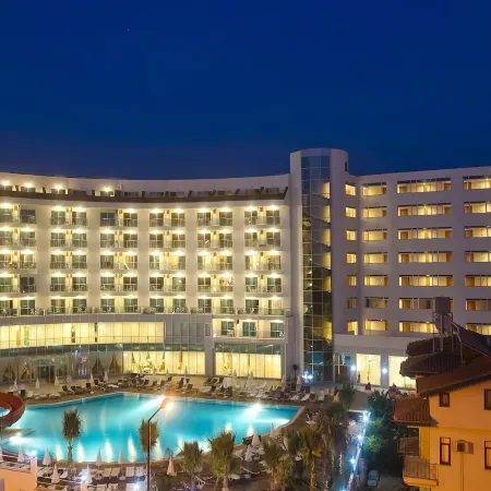Narcia Resort Side - Ultra All Inclusive Отели рядом с достопримечательностью «Кумкой»