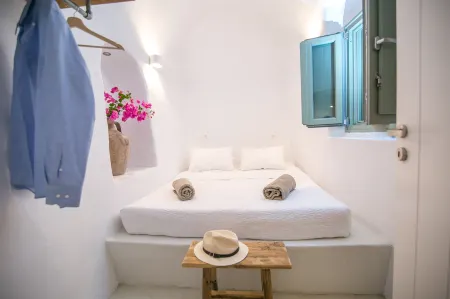 Morfi Cave House Отели рядом с достопримечательностью «Тирасия»