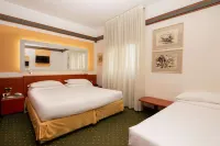 Jet Hotel, Sure Hotel Collection by Best Western Hotels in Solbiate Olona