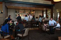 Distinction Te Anau Hotel & Villas - bar