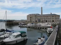 45 Brewhouse - Royal William Yard Hotels in Millbrook