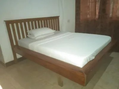 Tengoz Lodge Отели в г. 