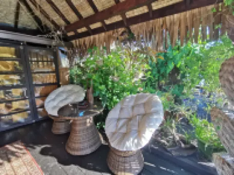 ホテル フェヌア マタイオア モーレア島のホテル