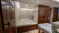 The Peninsula Chittagong PLC. - Spa