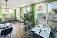 Garden Hotel Krefeld Hotels in Krefeld