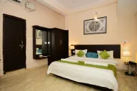 Hotel Madhava , Naimisharanya Hotels in Misrikh-cum-Neemsar
