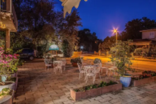 Hotel Sandalyon