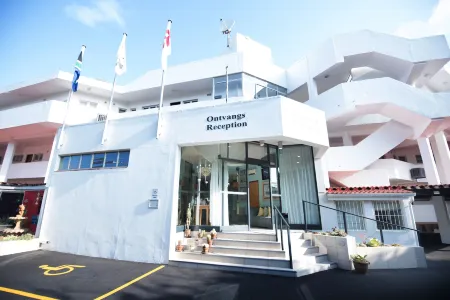 First Group la Cote d'Azur Отели рядом с достопримечательностью «Oasis Caravan Park, Camping Ground and Chalets»