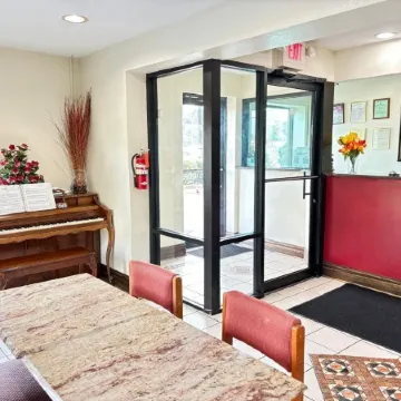 Budget Inn