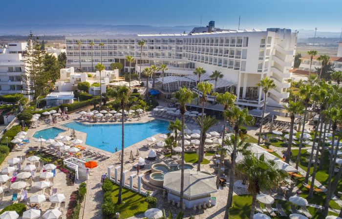 Leonardo Plaza Cypria Maris Beach Hotel & Spa
