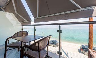 Alpha Luxury Suites