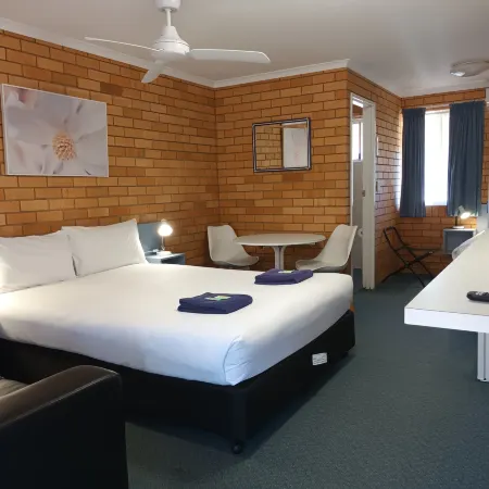 Bosuns Inn Motel