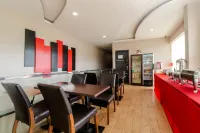 Blitz Hotel Batam Near Sultan Mahmud Ri'Ayat Shah Hotels in Sekanak Raya