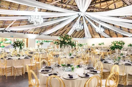 The Garden Venue Hotel Отели в г. Рудепурт