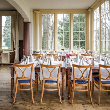 Fletcher Landgoed Hotel Holthurnsche Hof Отели рядом с достопримечательностью «Парк Гофферт»